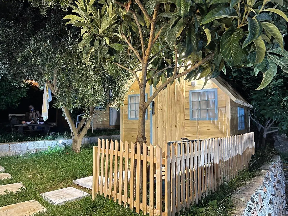Camping Albania-Secret Village Den Sarande Albania