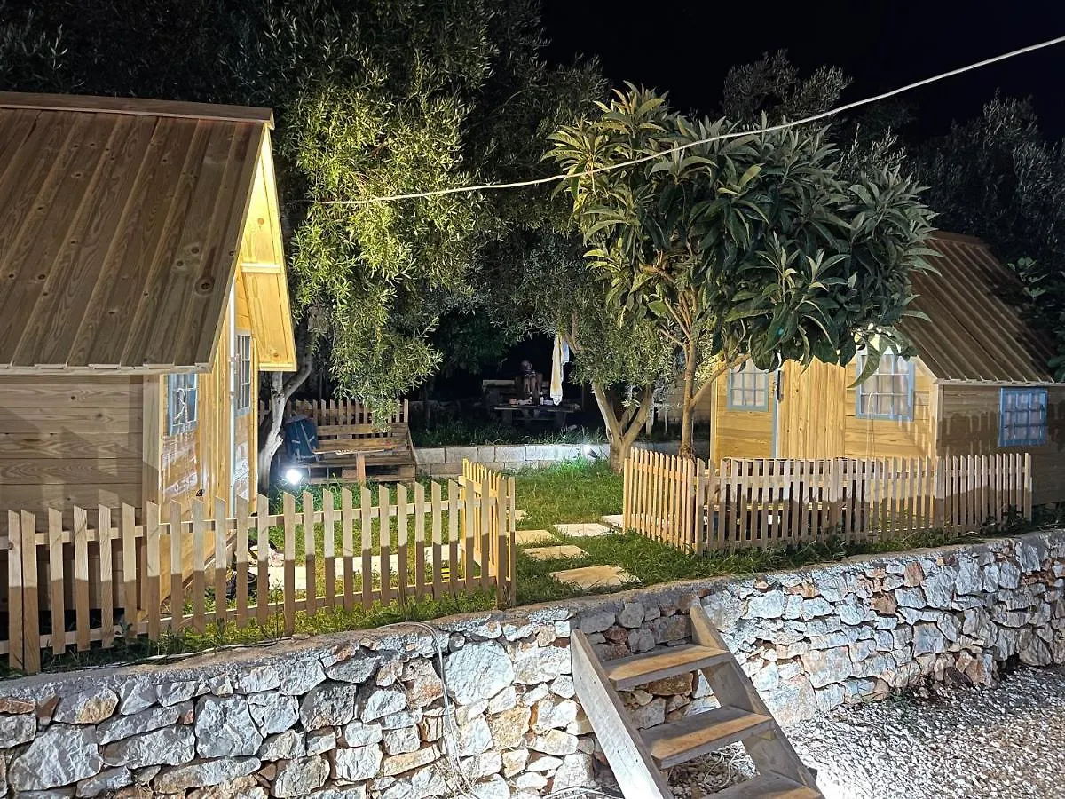 Camping Albania-Secret Village Den Sarande 0*,  Albania